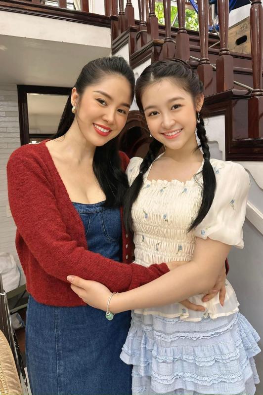 Nữ diễn viên hot trong Bóng Ma Hạnh Phúc thông báo tin vui- Ảnh 5.