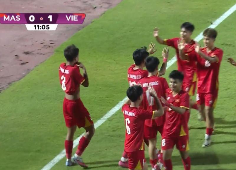 Diễn biến U17 Việt Nam vs Malaysia chung kết Đông Nam Á: VÀO! 1-0 cho Việt Nam - Ảnh 1.