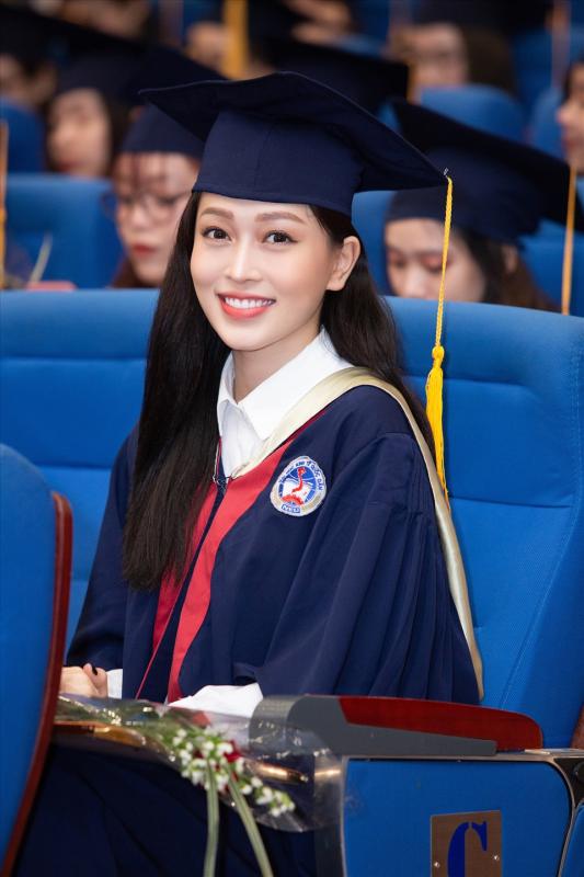 8 năm rồi netizen vẫn tiếc nuối vì cô gái này thua Tiểu Vy: Học vấn đỉnh, không phải "bình hoa di động"!- Ảnh 5.