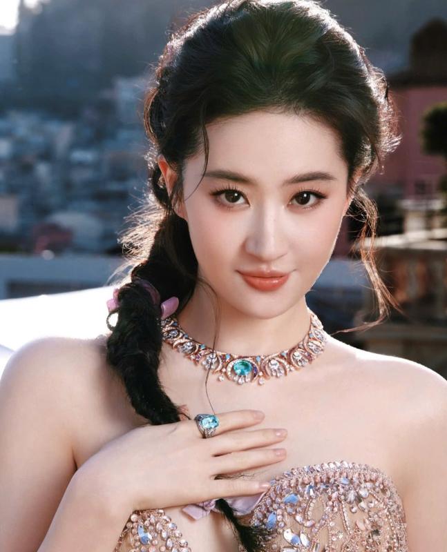 Lưu Diệc Phi và hành trình thoát mác "Thần tiên tỷ tỷ" bằng loạt cảnh táo bạo- Ảnh 11.
