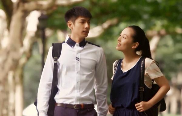 Chẳng có tí huyết thống gì mà cặp đôi này giống nhau kinh khủng: Khí chất phản diện y đúc, tưởng đâu là một gia đình- Ảnh 5.