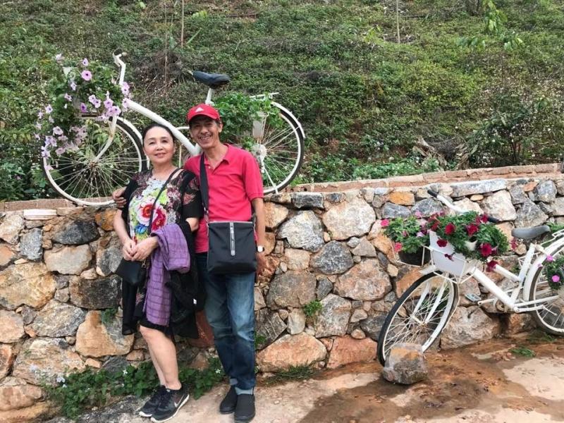 Nam NSND lương 6 triệu/tháng, sống bên mỹ nhân đình đám trong căn nhà 4 tầng ở phố Giáp Nhị- Ảnh 5.