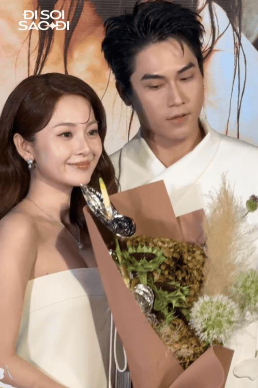 Cặp đôi phim giả tình thật được cả Vbiz đẩy thuyền: Đồng nghiệp gọi là "vợ chồng", nhà trai nói 1 câu lộ hint hẹn hò- Ảnh 1.