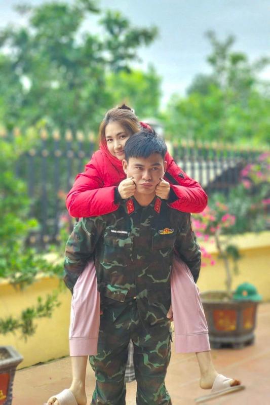 Hòa Minzy đáp trả thẳng khi bị nhắc "đăng clip tình cảm với chồng nên tiết chế"- Ảnh 4.