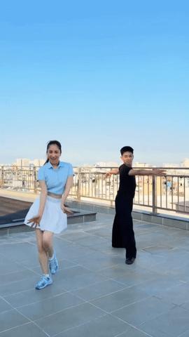 Phan Hiển bỗng muốn "tuyển bạn gái", phản ứng của Khánh Thi khiến kiện tướng dancesport "lạnh sống lưng"- Ảnh 2.