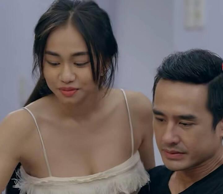 Bóng Ma Hạnh Phúc lộ hạt sạn ngớ ngẩn vô cùng, netizen thắc mắc "mắt mũi nữ chính để đâu vậy?"- Ảnh 6.
