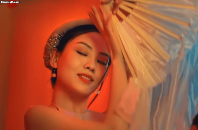 Việt Nam đang có Hoa hậu được khen trời sinh đóng điện ảnh: Mình hạc xương mai visual trí thức, báu vật của Vbiz- Ảnh 1.