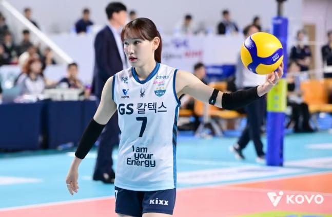 Nữ thần bóng chuyền bị loại khỏi đội tuyển Quốc gia vì bê bối say rượu lái xe- Ảnh 1.