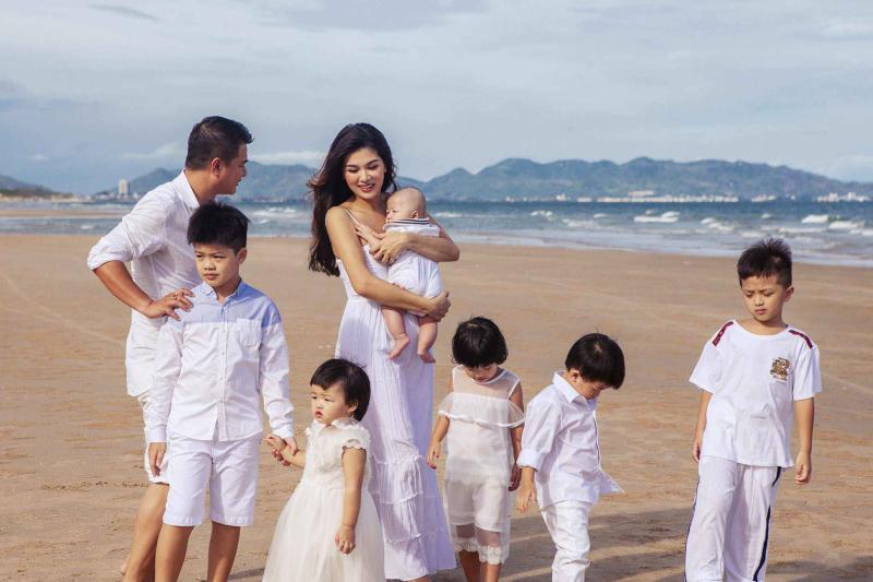 Tình trạng của hoa hậu đông con nhất Việt Nam báo nợ 10 tỷ, muốn sang Campuchia mở quán phở - Ảnh 2.