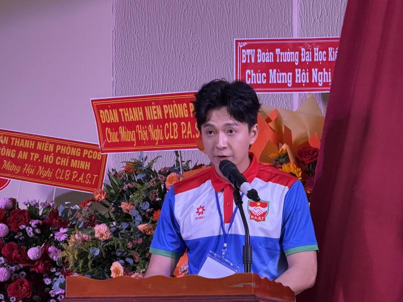 Ca sĩ Ngô Kiến Huy tham gia câu lạc bộ tại Công an TPHCM- Ảnh 4.
