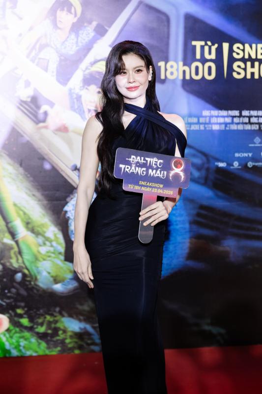Thảm đỏ Đại Tiệc Trăng Máu 8: Tam Triều Dâng - Võ Điền Gia Huy đẹp đôi chết mất, visual Miu Lê gây sốc MXH- Ảnh 16.