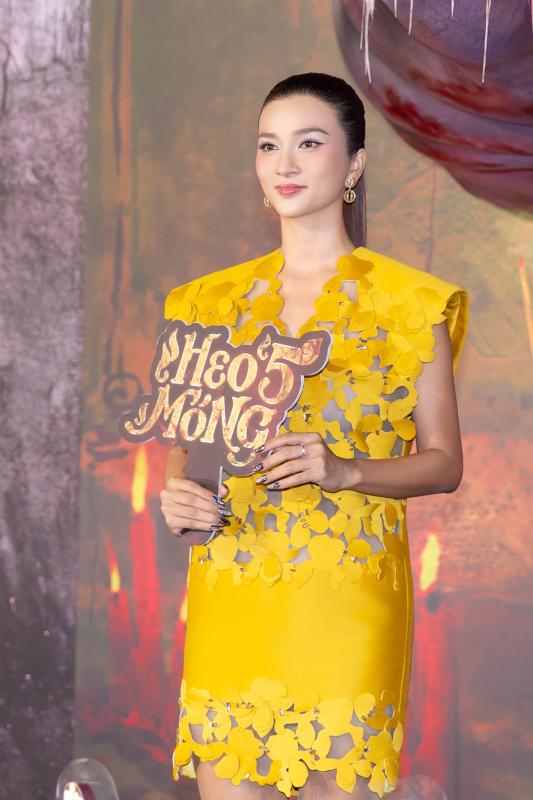 Thảm đỏ HOT nhất hôm nay: Tam Triều Dâng - Võ Điền Gia Huy dính như sam, Jun Vũ - Thuý Ngân đẹp loá cả mắt- Ảnh 17.