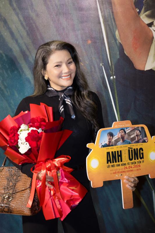 Thảm đỏ HOT nhất hôm nay: Phương Anh Đào - Nhã Phương đọ visual khét lẹt, Chi Pu vừa xuất hiện đã gây náo loạn- Ảnh 6.