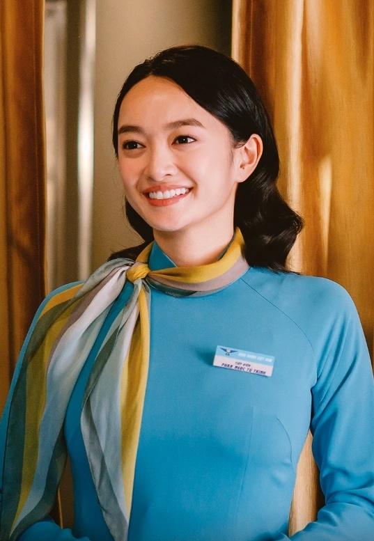 Ông trời ưu ái mỹ nhân Việt này quá rồi: Đến nốt ruồi cũng đẹp sang phú quý, visual cao cấp chấp mọi tạo hình- Ảnh 2.