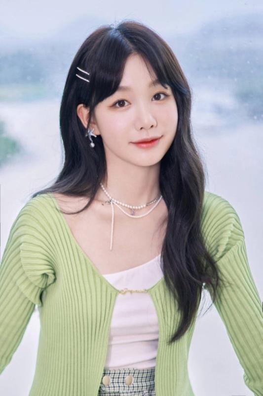 Chông gai tiếp theo của Trang Pháp ở show Trung: Mỹ nhân “all-rounder” visual gây thương nhớ, thực lực liên tục gây tranh cãi- Ảnh 1.