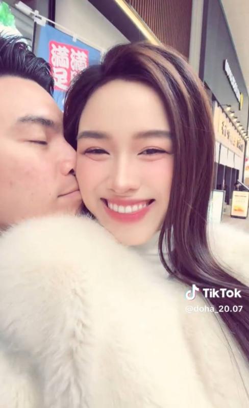 Hoa hậu Đỗ Hà vi vu cùng chồng, 1 mỹ nhân lộ hint bầu bí và loạt hoạt động sao Việt ngày nghỉ lễ- Ảnh 1.