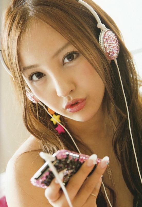 Ngắm nhan sắc này yêu đời biết bao: Mỹ nhân nổi loạn khiến showbiz phải đổi luật, visual 20 năm chưa từng lỗi thời- Ảnh 2.