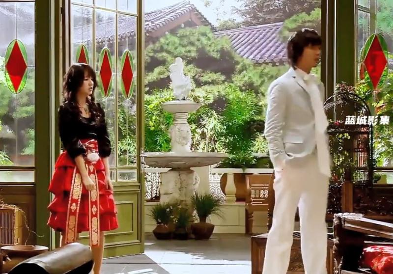 Muốn làm tiểu thư tài phiệt hãy nhìn mỹ nhân này học tập: 2 thập kỷ thắng đời tuyệt đối, định hình thời trang cả nước- Ảnh 4.