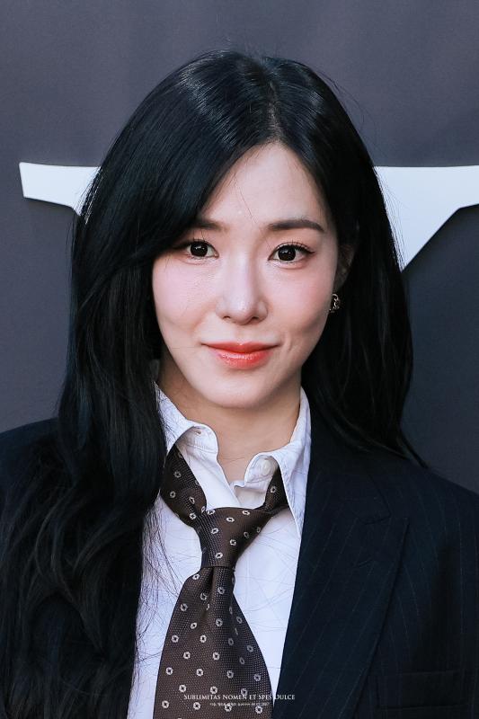 Sự hết thời của nữ thần mắt cười đẹp nhất showbiz: Ra nhạc không ai biết, có ngày chỉ bán được 2 album- Ảnh 10.