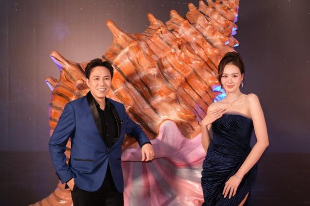 Bắt trọn khoảnh khắc "tình bể bình" của một cặp đôi đình đám Vbiz trên thảm đỏ, nhìn từ sau đã thấy visual cực phẩm- Ảnh 9.