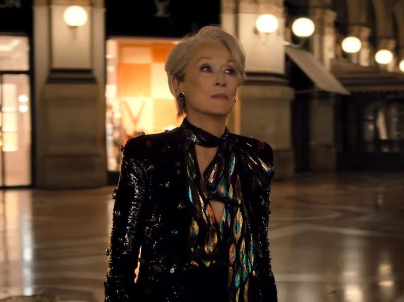 The Devil Wears Prada 2: Khúc bi ca đẹp đẽ cho một ngành công nghiệp đang lụi tàn- Ảnh 10.