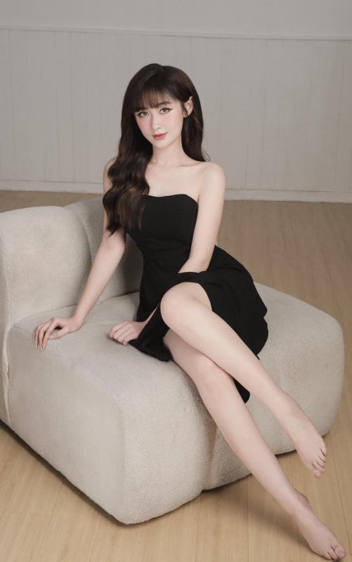 Trang của Bước Chân Vào Đời: 2 năm vô danh đến mức ngại họp lớp, vừa nổi tiếng bố mẹ đã in ảnh dán khắp quán bún bò - Ảnh 11.