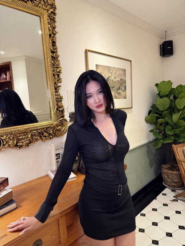 Mẹ đơn thân 3 con là CEO dược phẩm, cưới nam nghệ sĩ nổi tiếng, ở biệt thự mặt tiền phường Bình Phú- Ảnh 4.