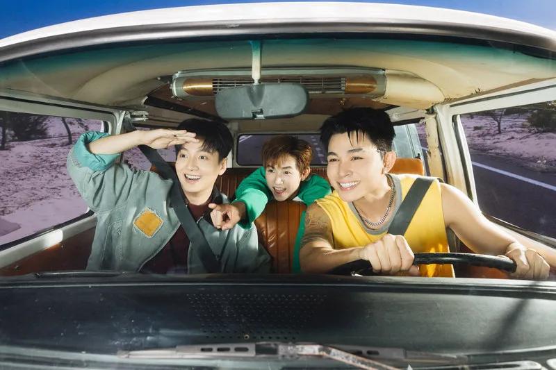 1 Phó Chủ nhiệm công khai nhắn Sơn Tùng M-TP hỏi lịch ra MV để “né”- Ảnh 2.
