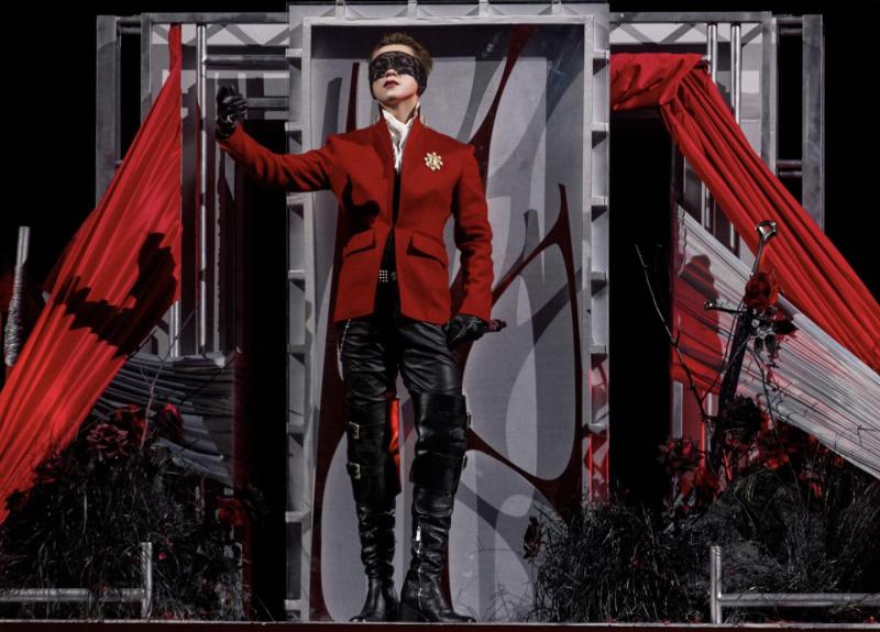 Rộ tin Sơn Tùng M-TP collab sao hạng A nước Mỹ, xuất hiện trên LED building lớn nhất TP.HCM: Comeback khủng nhất sự nghiệp là đây? - Ảnh 8.
