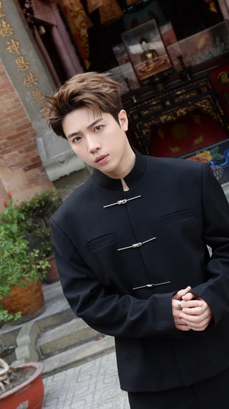 Nam thần tượng Việt vừa comeback đã bị kêu gọi tẩy chay, dùng AI chế ảnh khiến đồng nghiệp phải lên tiếng giải cứu- Ảnh 5.