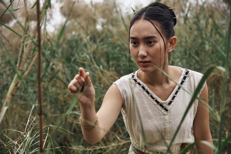 Ở Việt Nam có 1 mỹ nhân vừa xuất hiện đã nhận bão “gạch đá” nhưng nói về đẹp thì không ai chê nổi- Ảnh 8.
