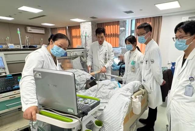 Người phụ nữ ra "máu trắng như sữa", bác sĩ lên tiếng cảnh báo- Ảnh 2.