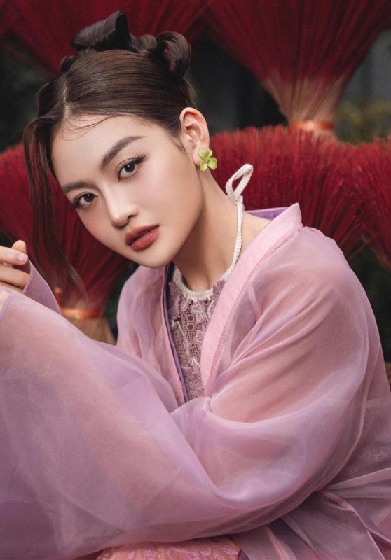 Thuỳ Anh thắng kiện phiên toà vụ ồn ào 20 tỷ đồng - Ảnh 4.