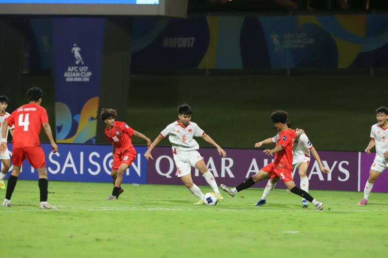 Diễn biến U17 Việt Nam vs U17 Yemen: VÀO! 1-0 cho Việt Nam - Ảnh 3.