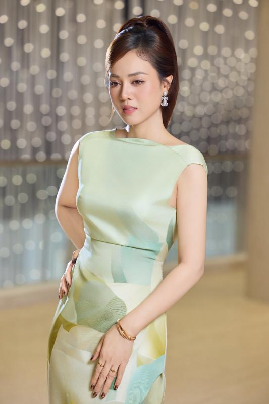 Vợ NS Công Lý nói về chuyện Miu Lê: "Mong chúng ta tỉnh táo"- Ảnh 1.