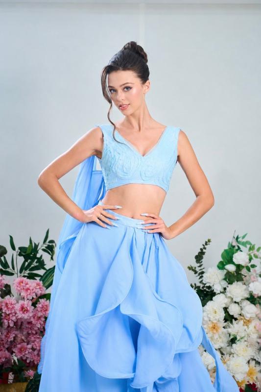 "Cam thường" bắt cận visual "búp bê sống" Ukraine khi cùng Tiến Dũng ra sân bóng, có xinh nhất làng bóng đá như lời đồn?- Ảnh 4.