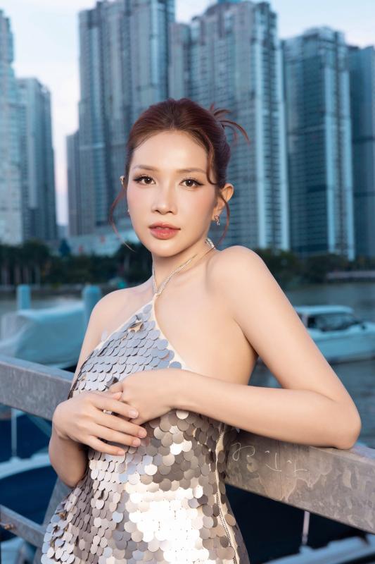 Khả Như kêu cứu giữa lúc rộ nghi vấn có tin vui với Huỳnh Phương- Ảnh 2.