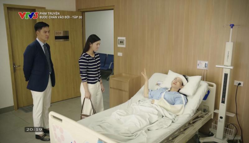 Lạ đời phim Việt có dàn diễn viên thi nhau nhập viện: Không tai nạn, đánh nhau thì cũng lăn đùng ra ngất- Ảnh 1.