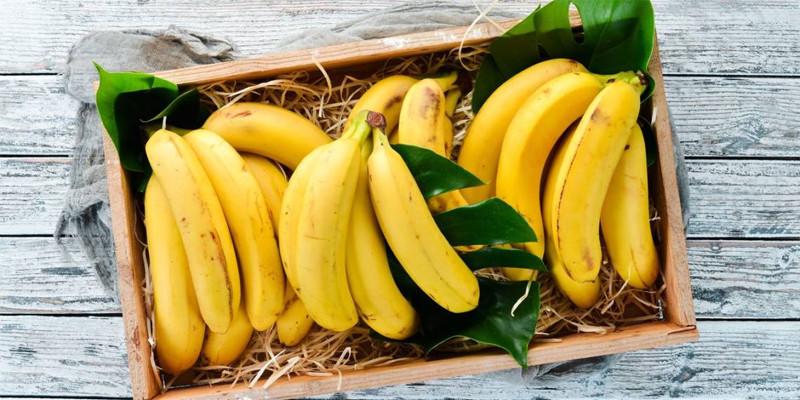Cặp đôi ăn chuối "kiểu lạ" để chữa táo bón, bác sĩ hoảng sợ cảnh báo nguy cơ tử vong - Ảnh 2.