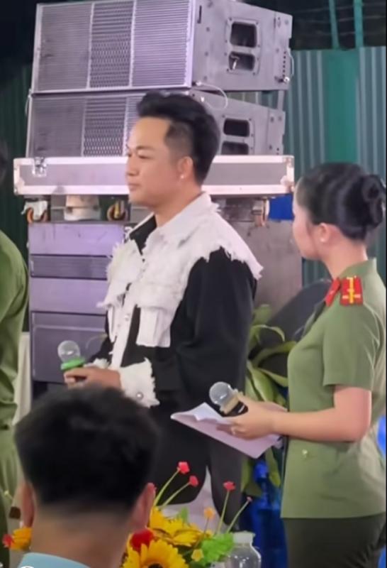 Nam ca sĩ đưa Ngọc Sơn đi xét nghiệm ma túy đến cơ sơ cai nghiện Nhị Xuân làm 1 việc- Ảnh 2.