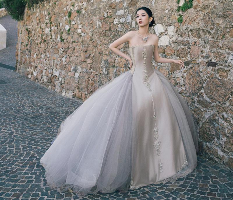 Mỹ nhân đẹp chấn động thế gian bùng nổ visual trên thảm đỏ Cannes, ngắm rồi mới biết thần tiên cổ tích là có thật- Ảnh 11.