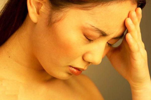 Nhìn mặt đoán bệnh gan, bác sĩ: Người bị bệnh gan có 5 điểm bất thường trên khuôn mặt- Ảnh 2.