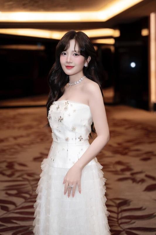 Cuộc sống của hai mỹ nhân phim giờ vàng trùng tên trên VTV- Ảnh 5.