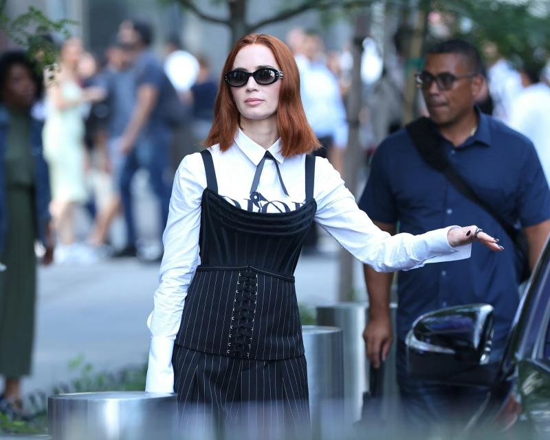 Từ Met Gala 2026 đến The Devil Wears Prada 2: Đế chế thời trang quyền lực cũng phải quỳ gối trước giới siêu giàu- Ảnh 7. Từ Met Gala 2026 đến The Devil Wears Prada 2: Đế chế thời trang quyền lực cũng phải quỳ gối trước giới siêu giàu- Ảnh 7.