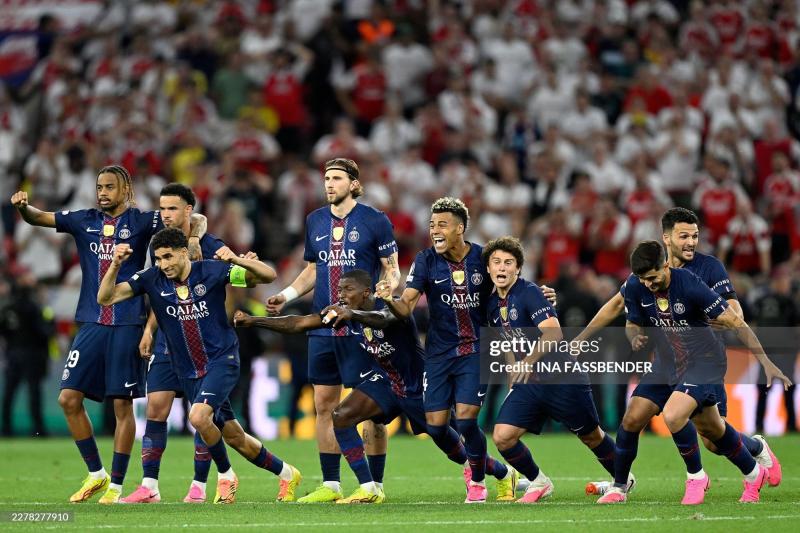 Arsenal nhận thất bại đau đớn sau loạt sút luân lưu, PSG bảo vệ thành công ngôi vô địch Champions League- Ảnh 1.