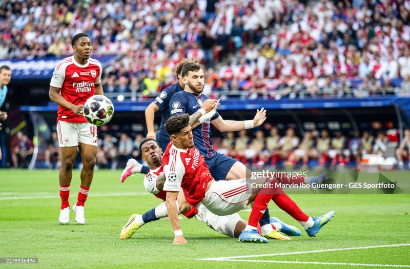 Arsenal nhận thất bại đau đớn sau loạt sút luân lưu, PSG bảo vệ thành công ngôi vô địch Champions League- Ảnh 13.