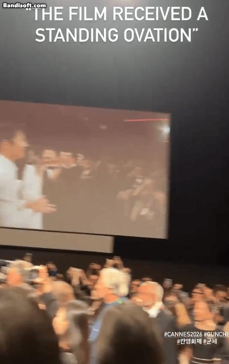 Chiếu nửa đêm mà phim Hàn vẫn làm Cannes dậy sóng: Hay cỡ nào mà vỗ tay 7 phút, nữ chính sang quá đi mất- Ảnh 8.