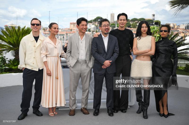 Phim Hàn hay xuất sắc nhận tràng vỗ tay 6 phút ở Cannes: Tinh hoa 4 phương tụ hội, nam chính đắt giá bậc nhất showbiz- Ảnh 7.