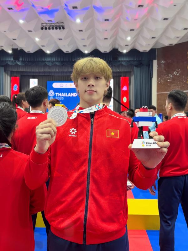Hotboy tuyển võ Việt Nam từng nổi như cồn ở SEA Games bất ngờ thi Nam vương: Visual chuẩn nam thần, body đẹp không tì vết!- Ảnh 9.