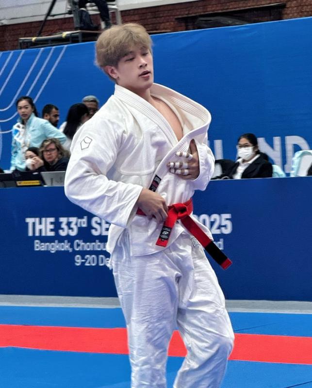 Hotboy tuyển võ Việt Nam từng nổi như cồn ở SEA Games bất ngờ thi Nam vương: Visual chuẩn nam thần, body đẹp không tì vết!- Ảnh 2.
